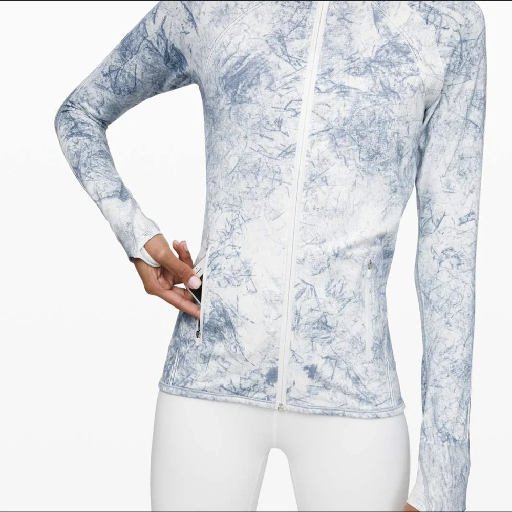 Lululemon Ebb to Train Jacket in wash White/Luna - Picture 2 of 10